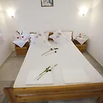 Aparthotel Something Else 2*