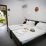 Hotel apartamentowy Something Else 2*