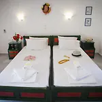 Something Else Hotel apartamentowy 2*