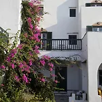 Hotel apartamentowy Something Else 2*