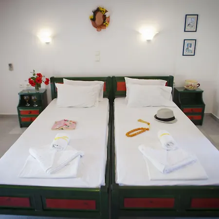 Something Else アパートホテル 2*