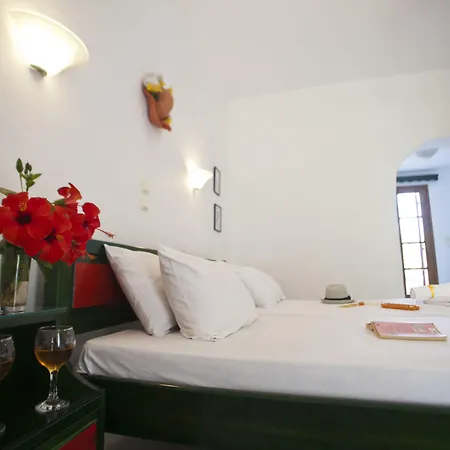 Something Else Agia Anna (Naxos)