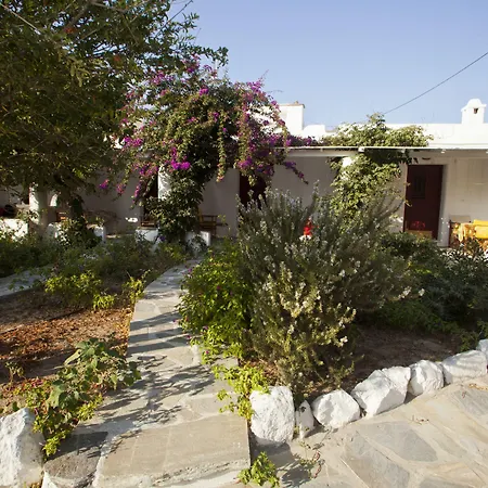 Something Else アパートホテル 2*