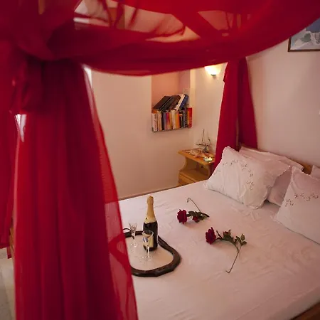 Apart Otel Something Else 2*