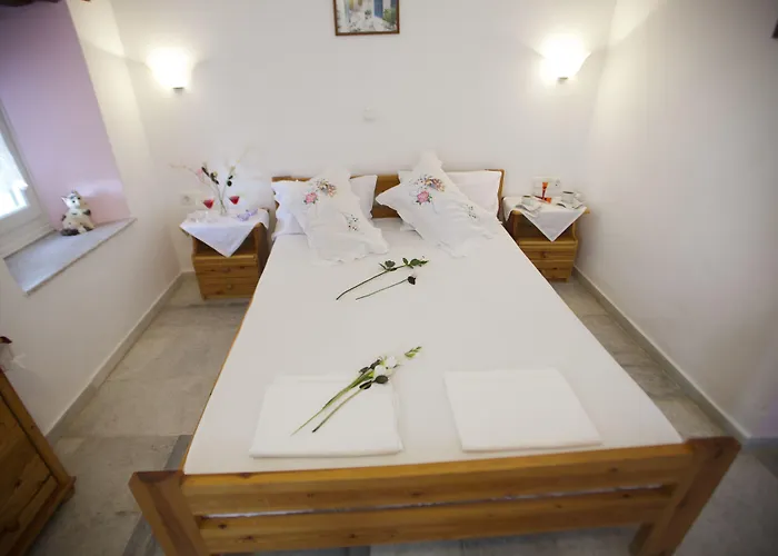 Апарт-отель Something Else 2*